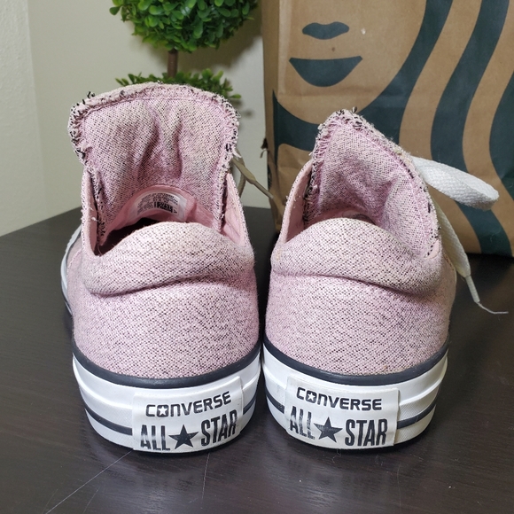 Pink Converse - Picture 5 of 8